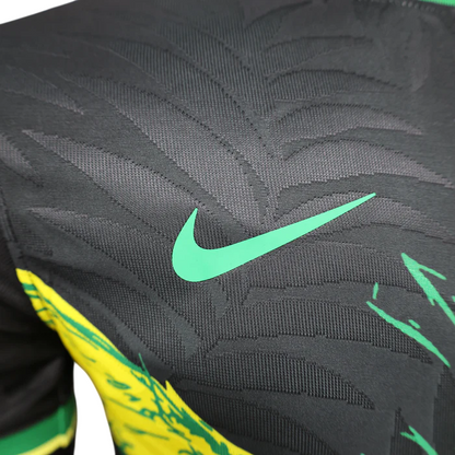 Brésil Maillot Concept Édition Spéciale "Oiseau Noir"